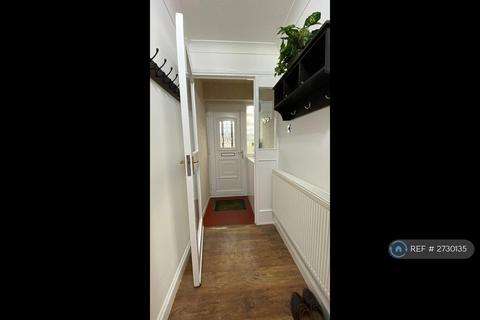 3 bedroom bungalow to rent, Polefield, Preston, PR2