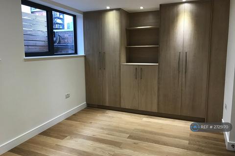 undefined, Muswell Mews, London, N10