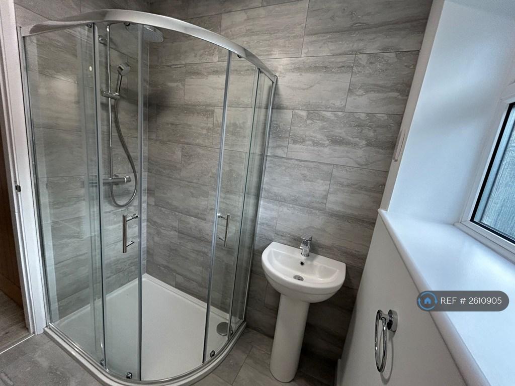 Large Shower