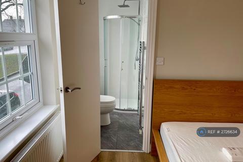 undefined, Russell Lane, London, N20