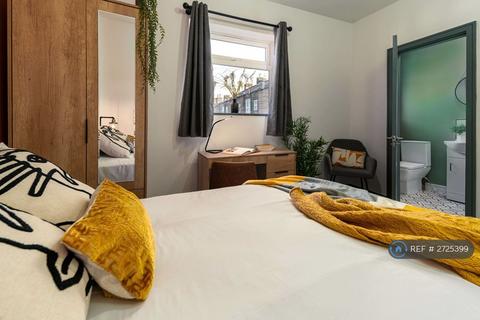 undefined, Catherine Street, Lees, Oldham, OL4