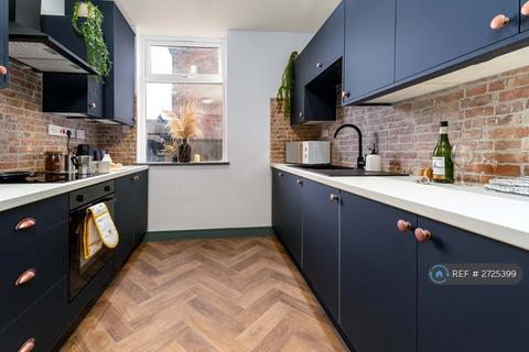 undefined, Catherine Street, Lees, Oldham, OL4