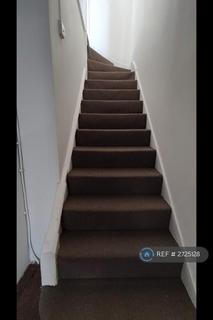 2 bedroom flat to rent, Dawley Road, Hayes, UB3
