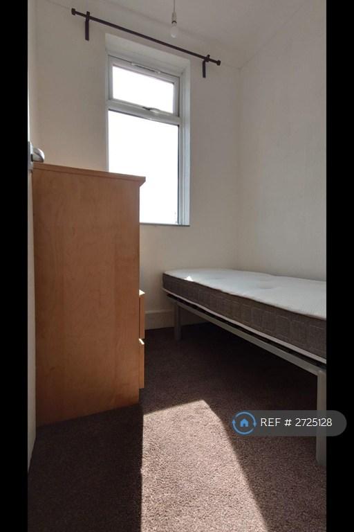 Single Bedroom
