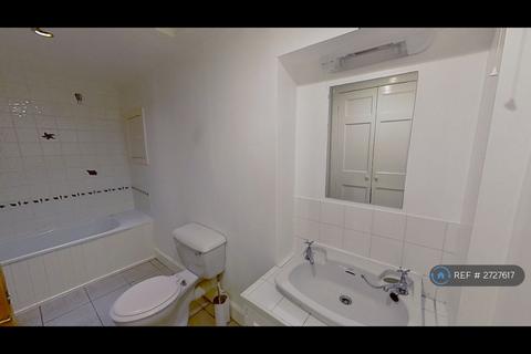 undefined, Dundonald Street, Edinburgh, EH3