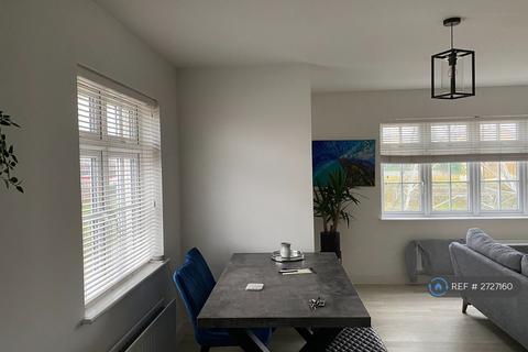 undefined, Frost Close, Swanscombe, DA10