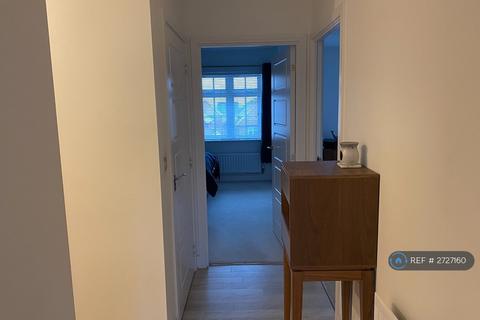 undefined, Frost Close, Swanscombe, DA10