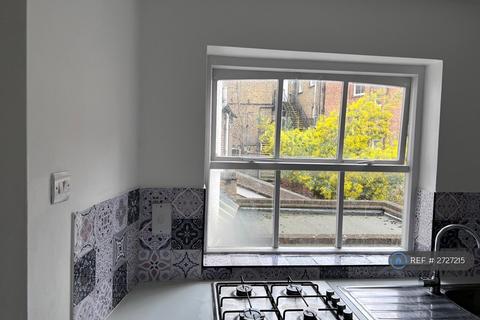 undefined, Church Street, Twickenham, TW1