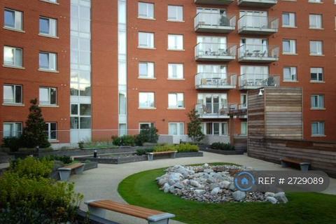 1 bedroom flat to rent, Garand Court, London, N7