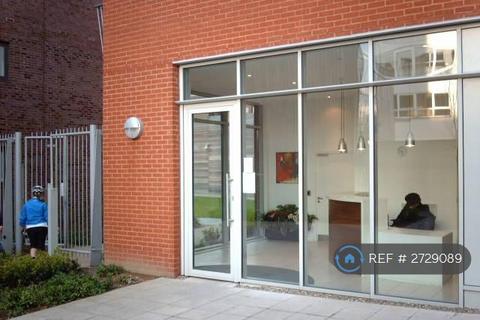 1 bedroom flat to rent, Garand Court, London, N7