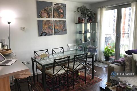 1 bedroom flat to rent, Garand Court, London, N7