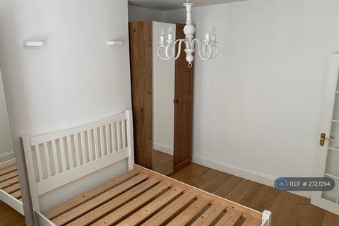 1 bedroom flat to rent, Adelaide Grove, London, W12