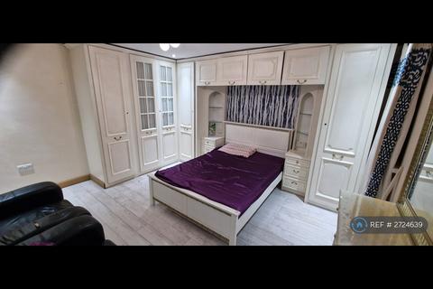 undefined, Gaysham Avenue, Ilford, IG2