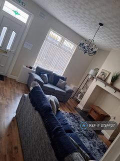 3 bedroom terraced house to rent, Johnson Street, Manchester, M29