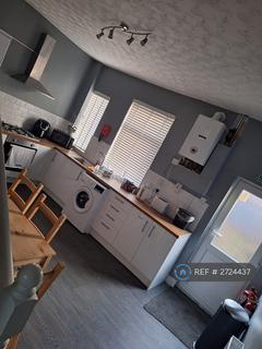 3 bedroom terraced house to rent, Johnson Street, Manchester, M29