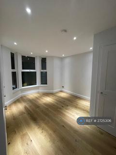 2 bedroom flat to rent, St. Johns Road, London, SE20