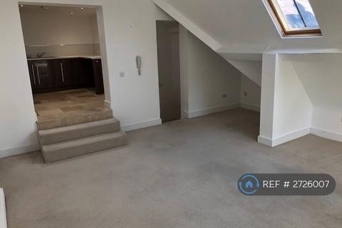 2 bedroom flat to rent, Croxteth Road, Liverpool, L8