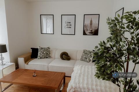 2 bedroom flat to rent, Cavendish House, London, SW1P