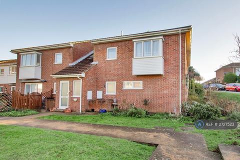 undefined, Russell Square, Longfield, DA3