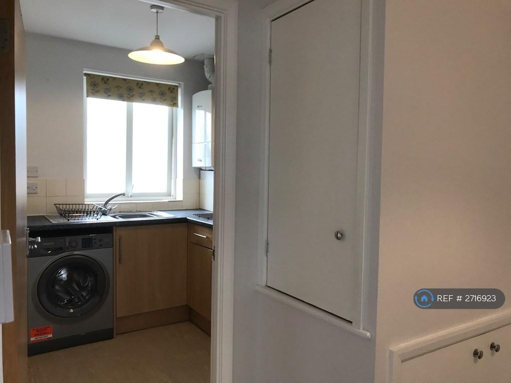 Hall Looking Into Kitchen