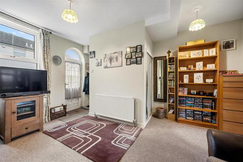 2 bedroom terraced house for sale, North Street, Nottingham NG16