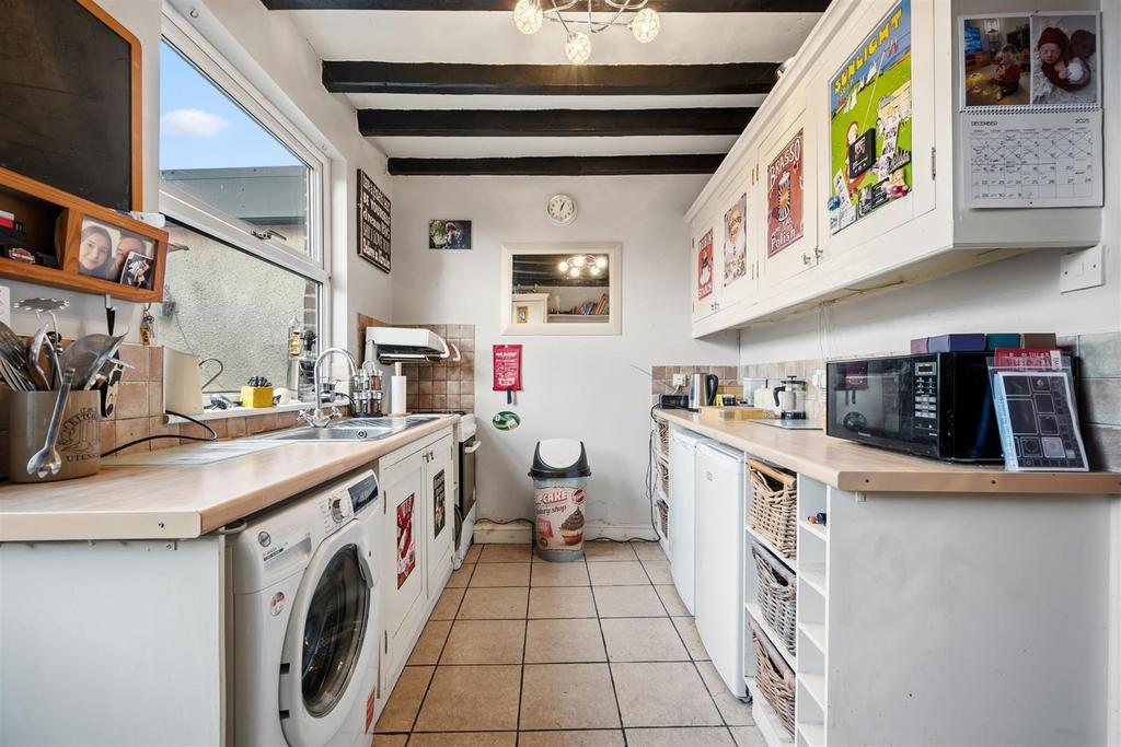 Kitchen.jpg