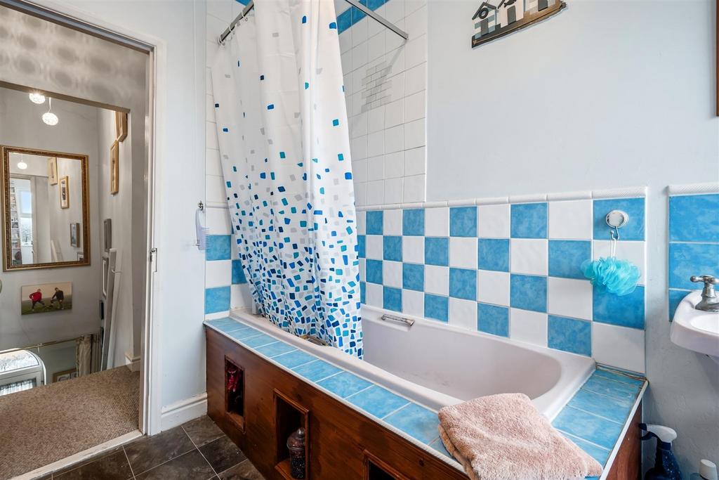 Bath.jpg