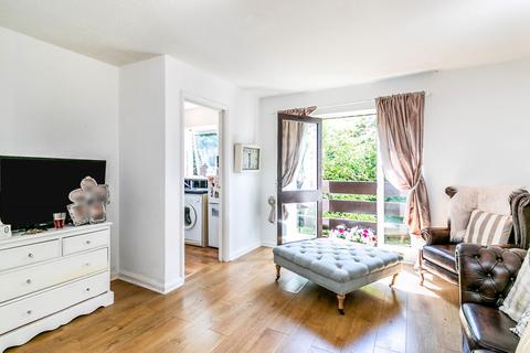 1 bedroom house to rent, Clifton Road, Kingston upon Thames, KT2