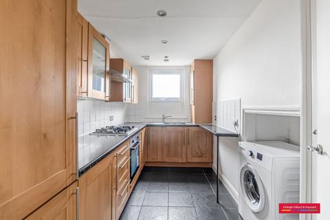 2 bedroom flat to rent, Sutton Road, London, N10