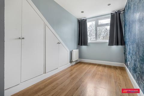 2 bedroom flat to rent, Sutton Road, London, N10