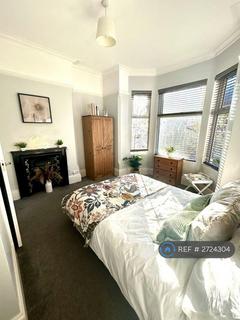 1 bedroom in a house share to rent, Premier Road, Nottingham, NG7