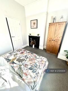 1 bedroom in a house share to rent, Premier Road, Nottingham, NG7