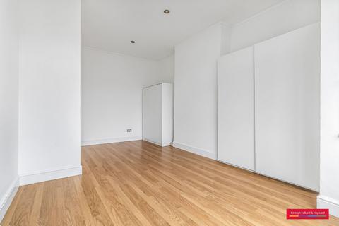 undefined, Sutton Road, London, N10