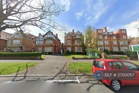 1 bedroom flat to rent, Earls Avenue, Folkestone, CT20