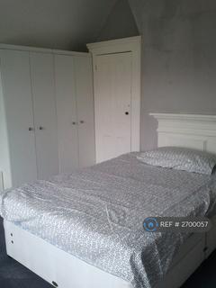 1 bedroom flat to rent, Earls Avenue, Folkestone, CT20