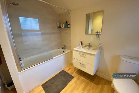 2 bedroom semi-detached house to rent, Exchange Road, West Bridgford, Nottingham, NG2