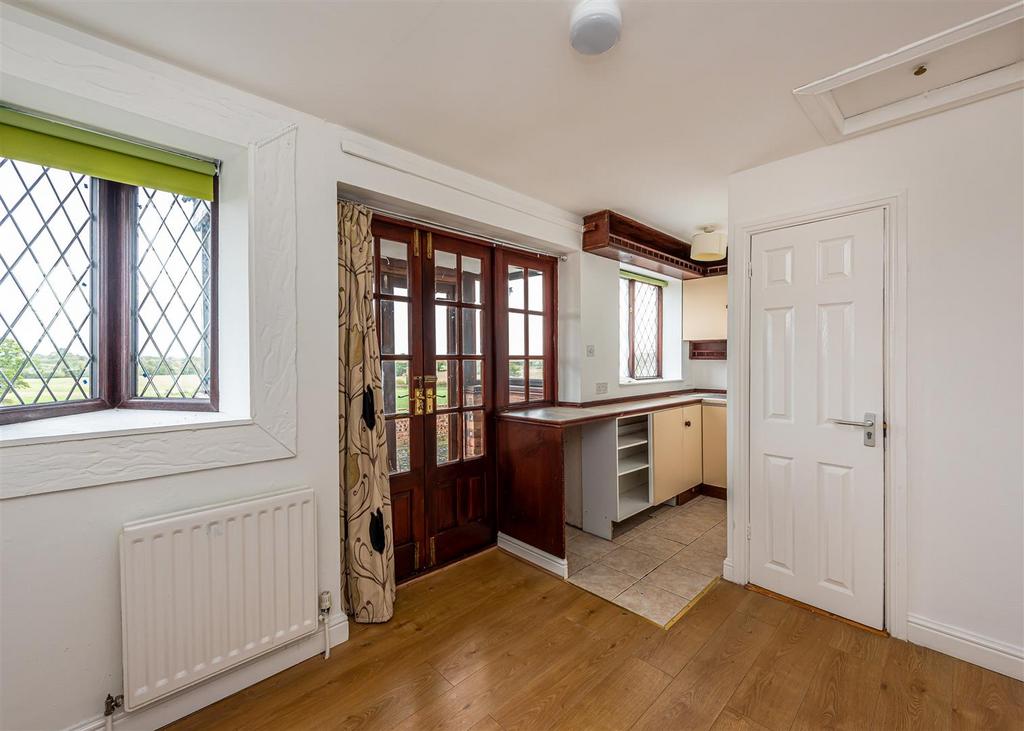 Jackanory Cottage-bed2 kitchen.jpg