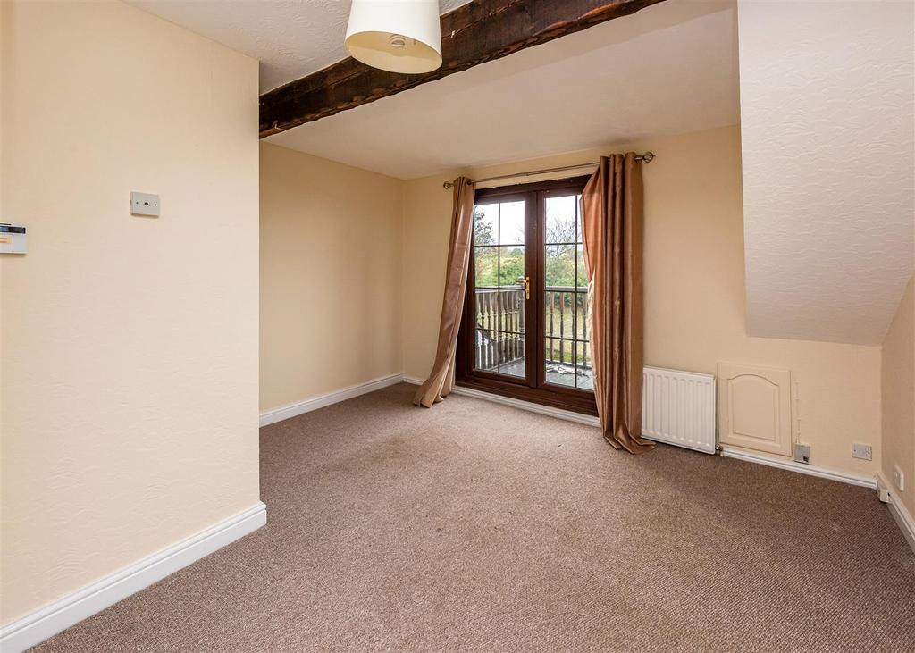 Jackanory Cottage-bed4.jpg