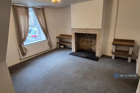 2 bedroom terraced house to rent, May Street, Blaydon-On-Tyne, NE21