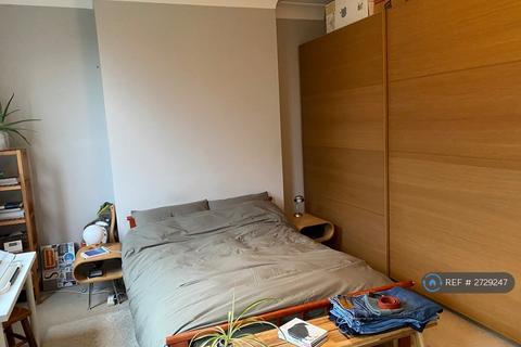 1 bedroom flat to rent, Brockley, London, SE4