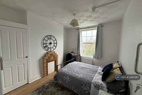 undefined, Gravesend, Gravesend, DA12