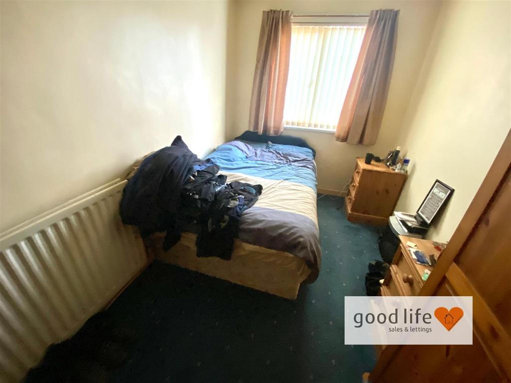 20251213 133340635 i OS98hastingsstreet.jpg