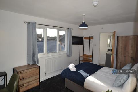 undefined, Meadow Road, Salisbury, SP2