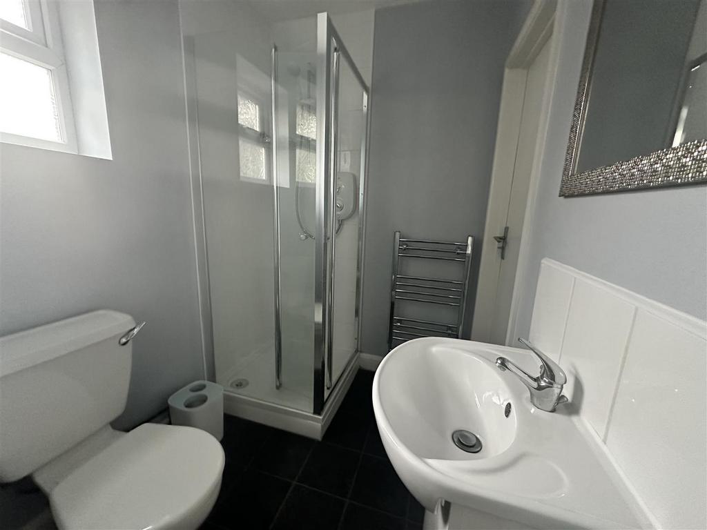 Ground Floor Shower &amp; WC
