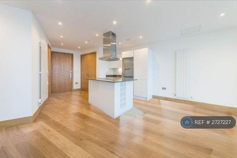 2 bedroom flat to rent, Arena Tower, London, E14