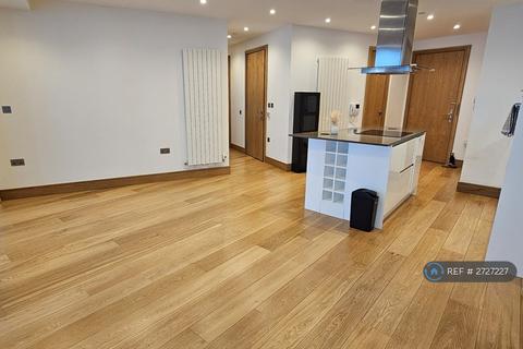 2 bedroom flat to rent, Arena Tower, London, E14
