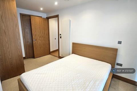 2 bedroom flat to rent, Arena Tower, London, E14