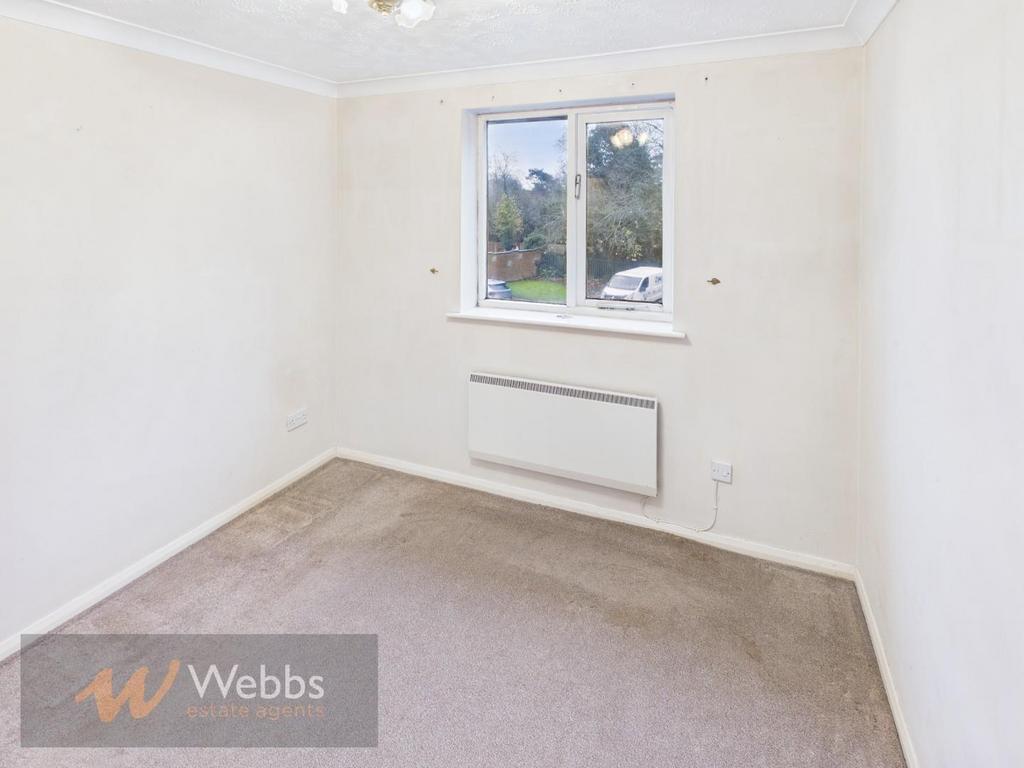 CAM04932 G0-PR0118-STILL002.jpg