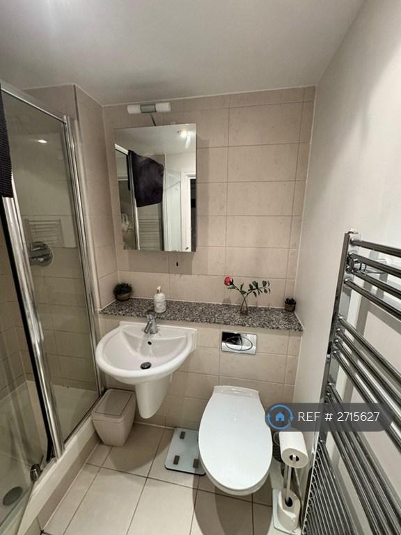 Family/Guest Bathroom