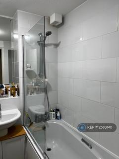 1 bedroom flat to rent, Opsrey Close, Wanstead, E11